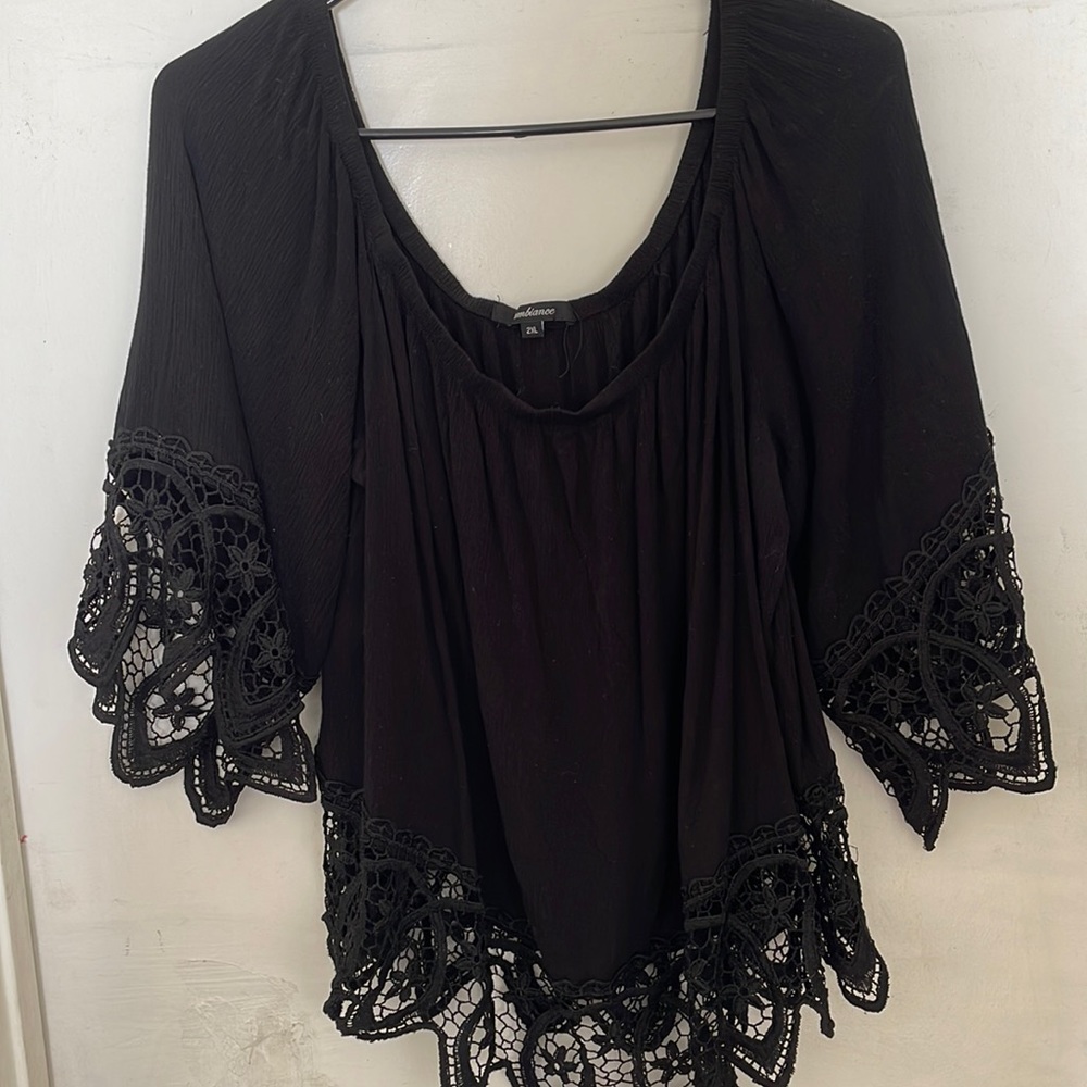 Ambiance woman’s blouse in size 2X